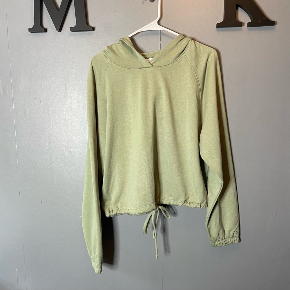 DSG tie front Light Green Women's Hoodie size medium